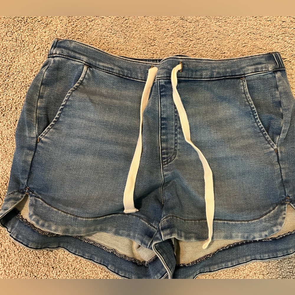 UpWest Jean shorts size L